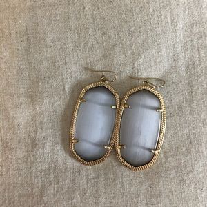 Gorgeous Kendra Scott earrings.